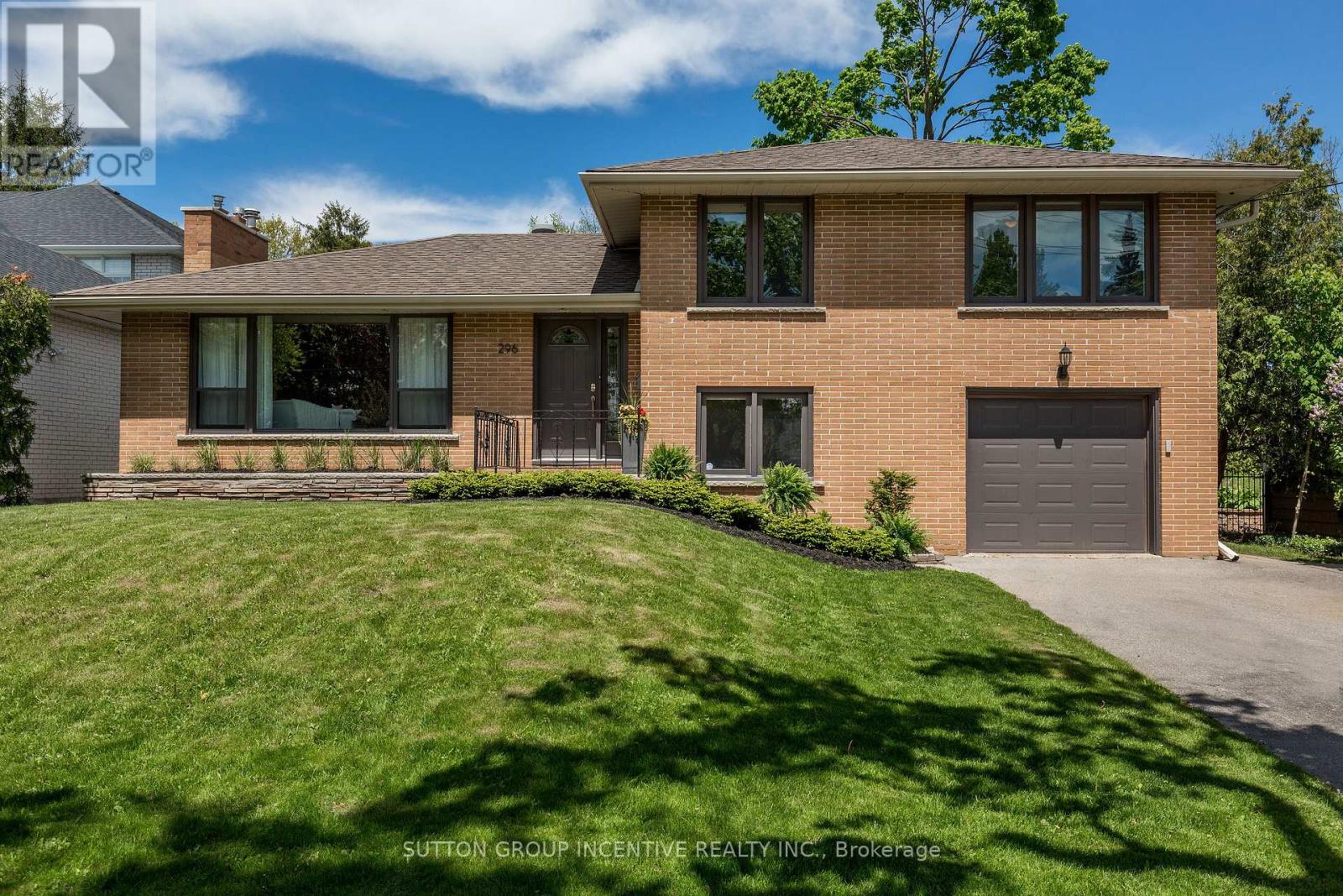 296 Codrington Street, Barrie, Ontario  L4M 1S8 - Photo 2 - S12167746