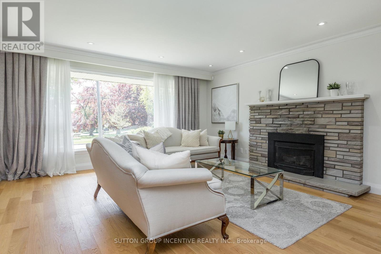 296 Codrington Street, Barrie, Ontario  L4M 1S8 - Photo 6 - S12167746