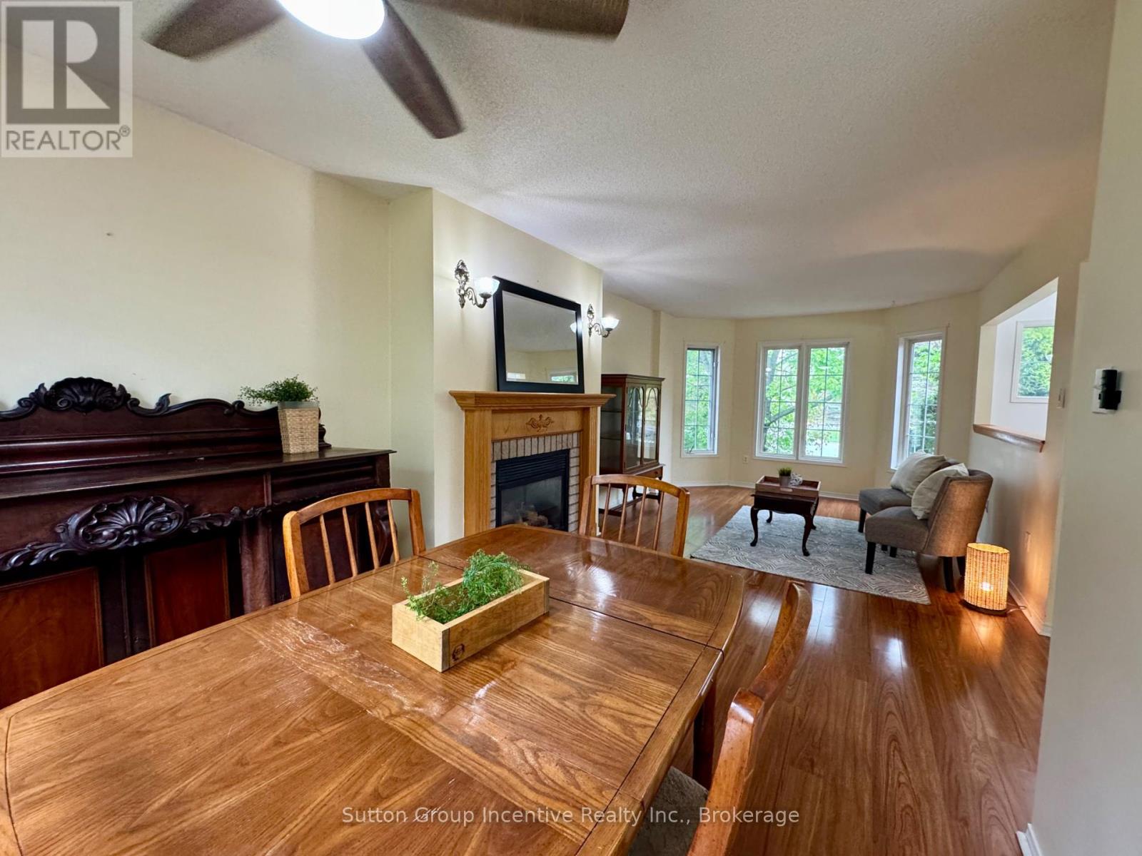 4 Bush Crescent, Wasaga Beach, Ontario  L9Z 1M2 - Photo 8 - S12167750