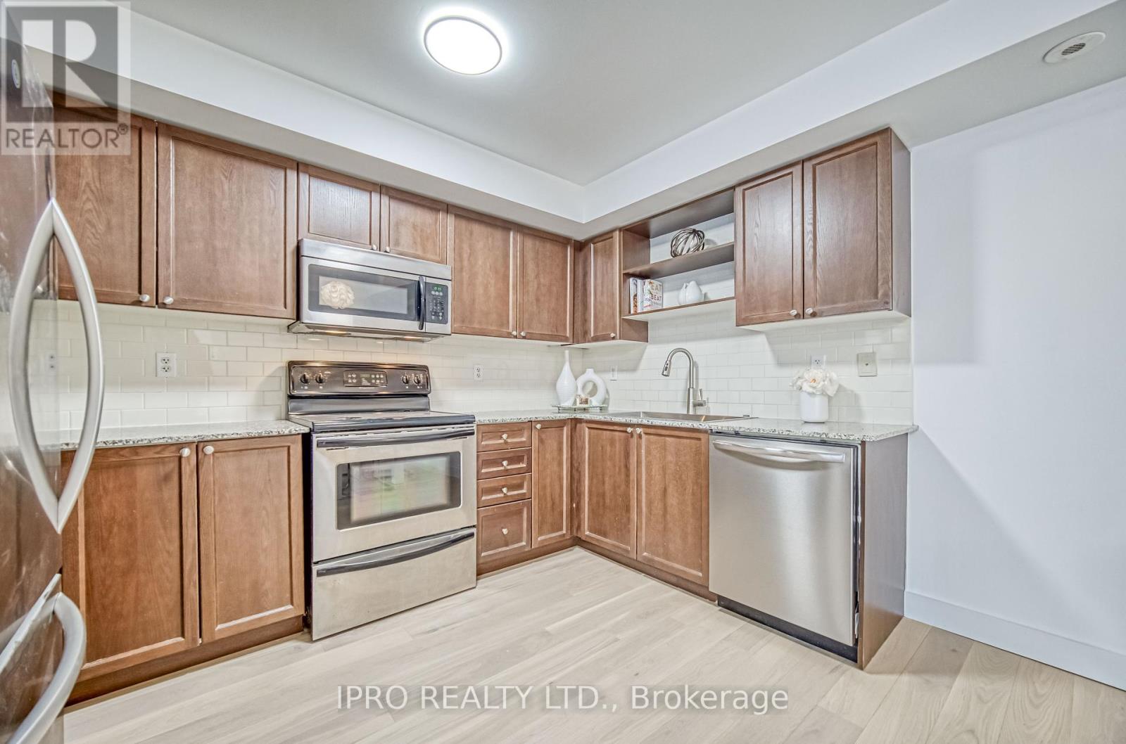 75 Carroll Street, Toronto, Ontario  M4M 3G3 - Photo 17 - E12167432