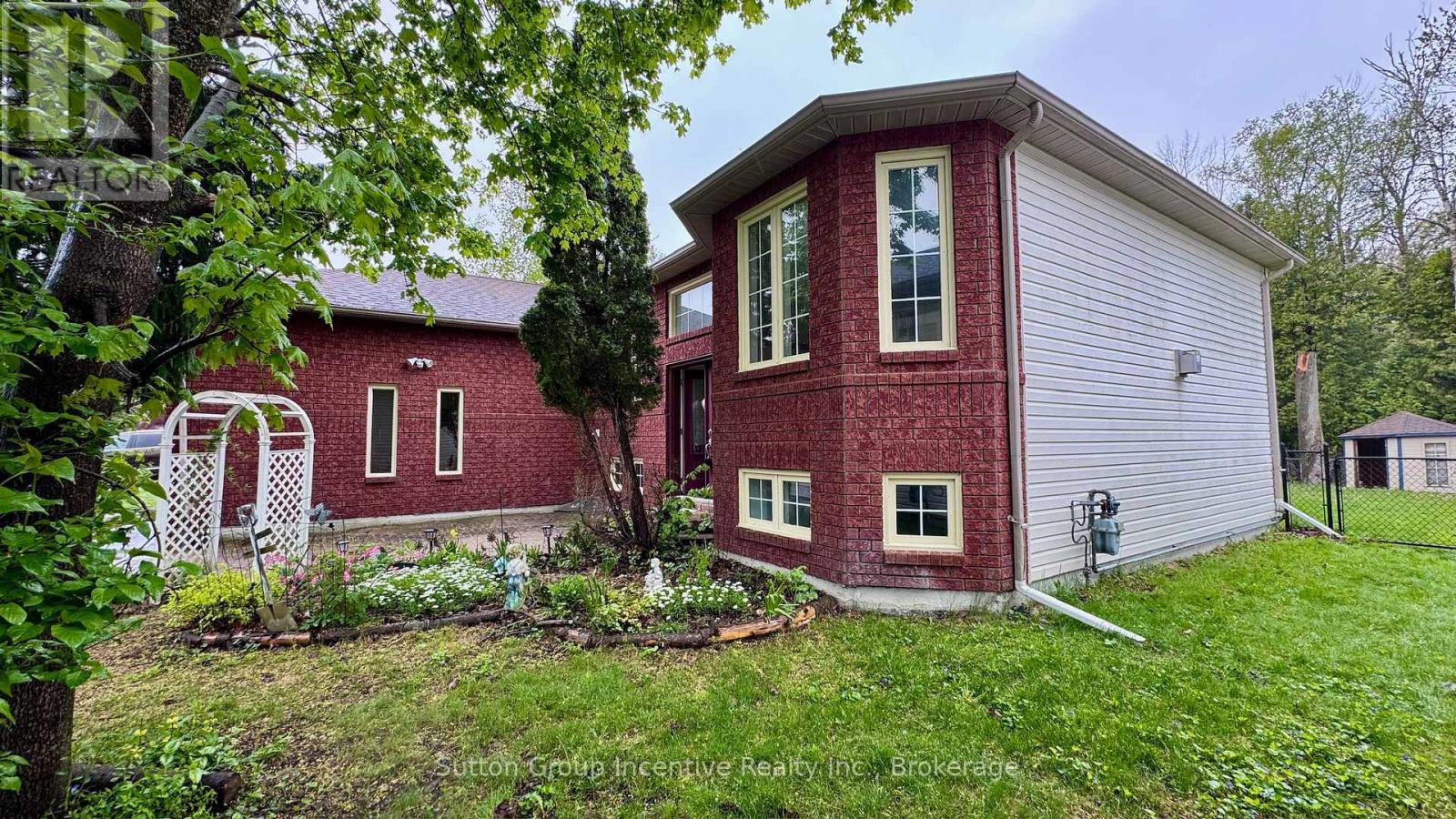 4 Bush Crescent, Wasaga Beach, Ontario  L9Z 1M2 - Photo 29 - S12167750