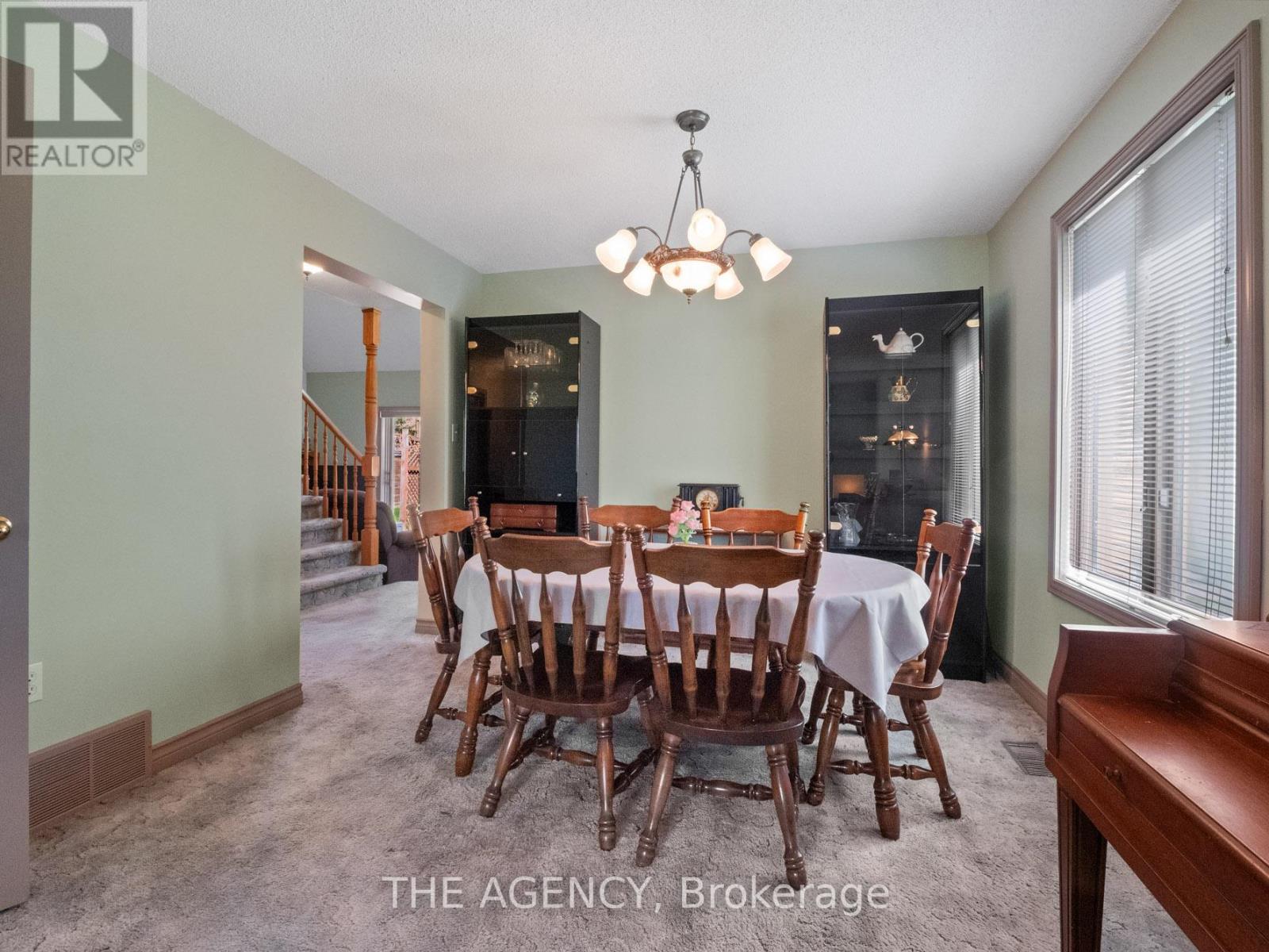 106 Spruceside Crescent, Pelham (Fonthill), Ontario  L0S 1E0 - Photo 10 - X12167791
