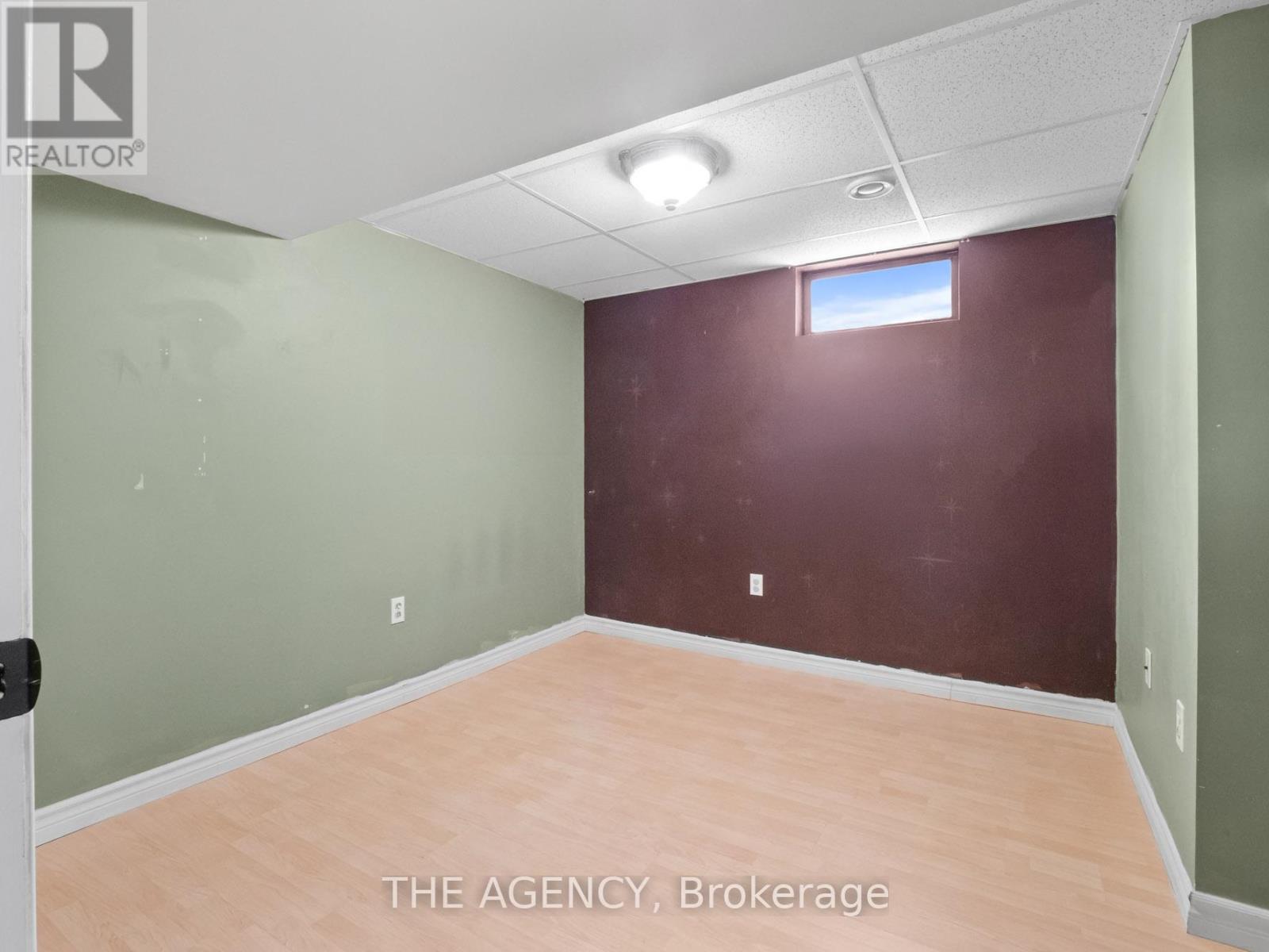 106 Spruceside Crescent, Pelham (Fonthill), Ontario  L0S 1E0 - Photo 26 - X12167791
