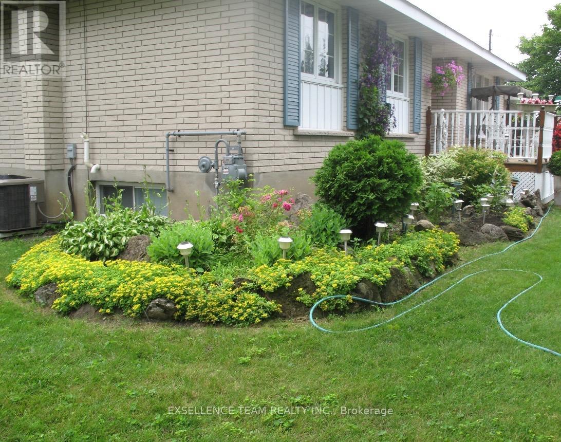 Property at 1212 BRODEUR STREET image 5