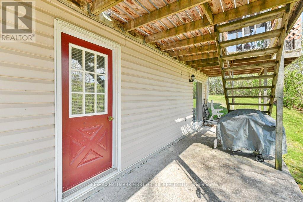 13239 Highway 62, Madoc, Ontario  K0K 2K0 - Photo 31 - X12148211