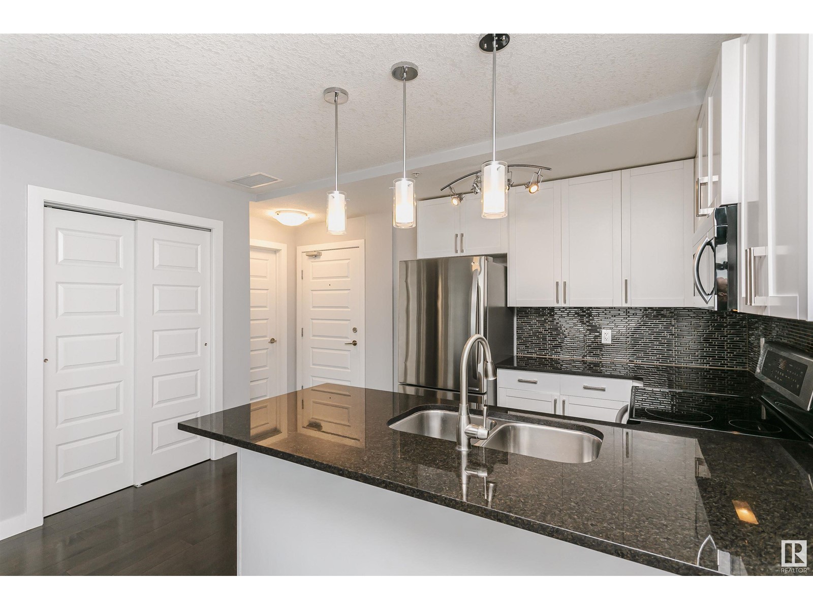 #813 5151 Windermere Bv Sw, Edmonton, Alberta  T6W 2K4 - Photo 5 - E4438002
