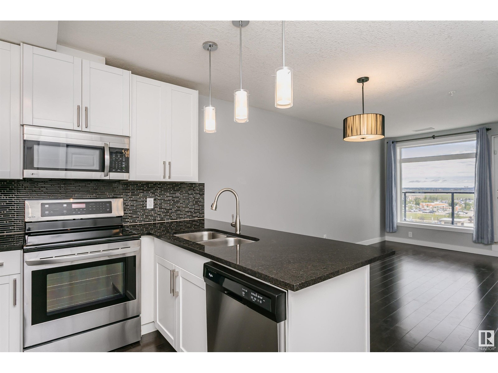 #813 5151 Windermere Bv Sw, Edmonton, Alberta  T6W 2K4 - Photo 8 - E4438002