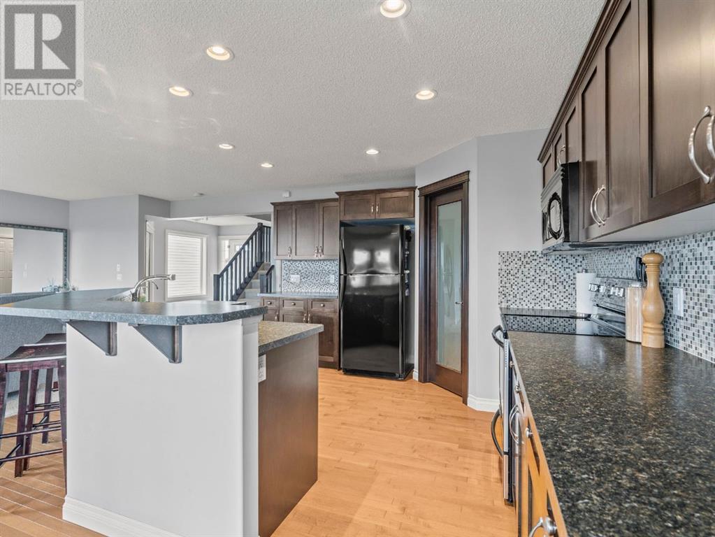 69 Westmount Circle, Okotoks, Alberta  T1S 0B7 - Photo 8 - A2213570