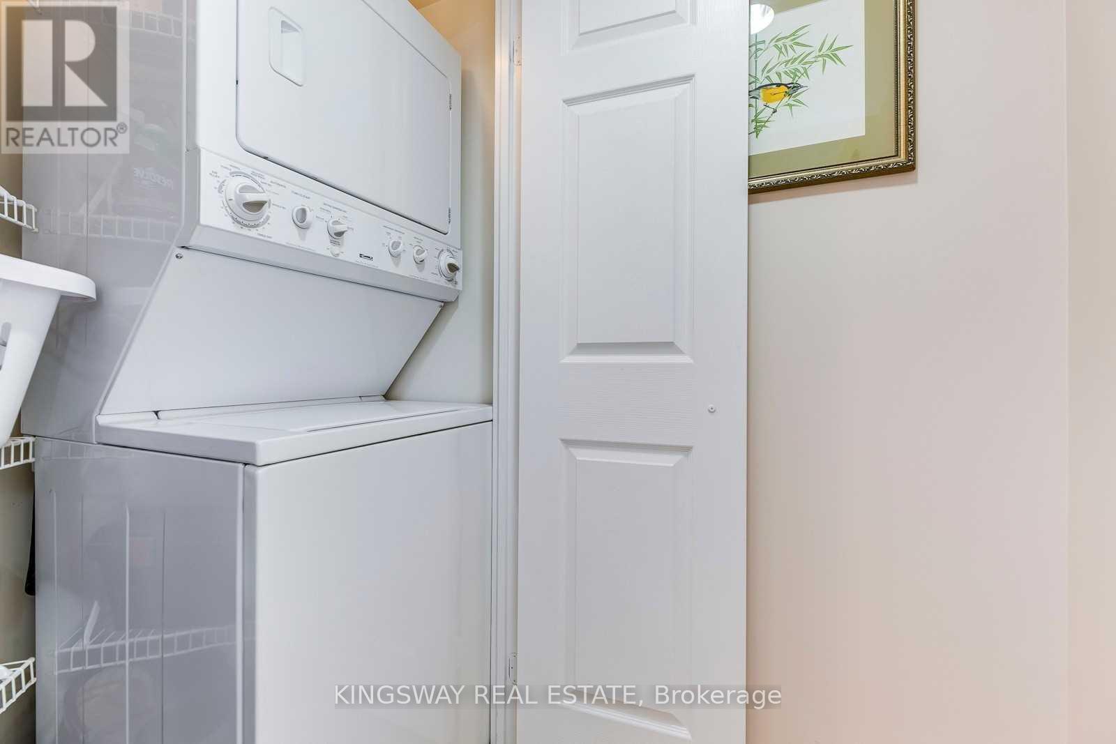 1003 - 2177 Burnhamthorpe Road W, Mississauga, Ontario  L5L 5P9 - Photo 17 - W12167801