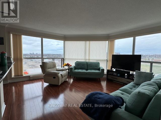 1003 - 2177 Burnhamthorpe Road W, Mississauga, Ontario  L5L 5P9 - Photo 4 - W12167801