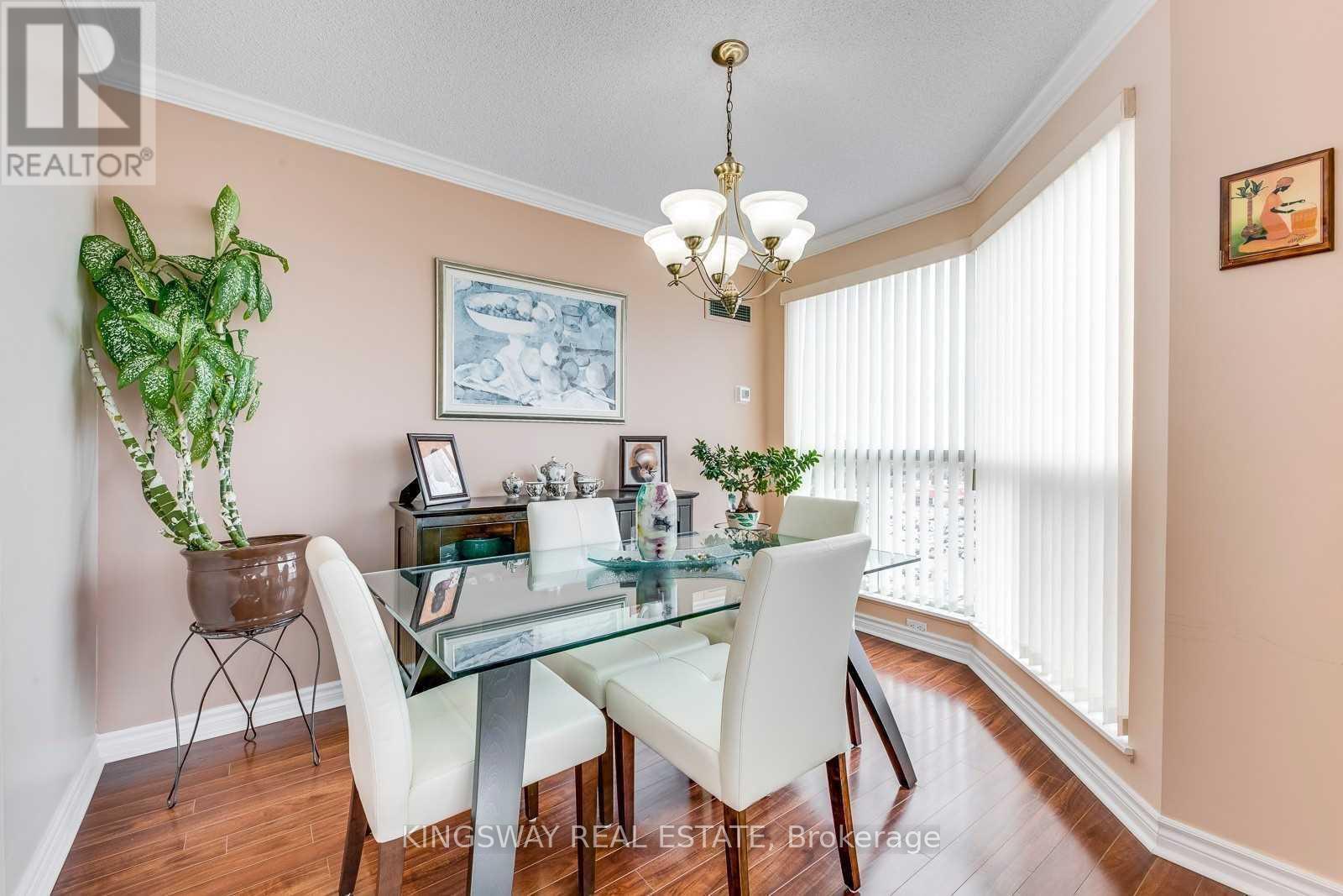 1003 - 2177 Burnhamthorpe Road W, Mississauga, Ontario  L5L 5P9 - Photo 9 - W12167801