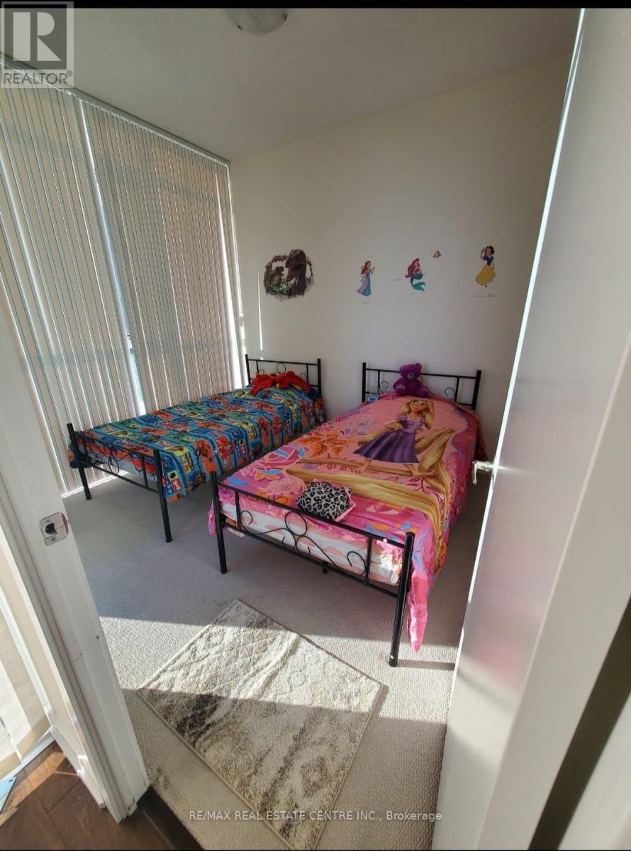 1803 - 4099 Brickstone Mews, Mississauga, Ontario  L5B 0G2 - Photo 14 - W12167811