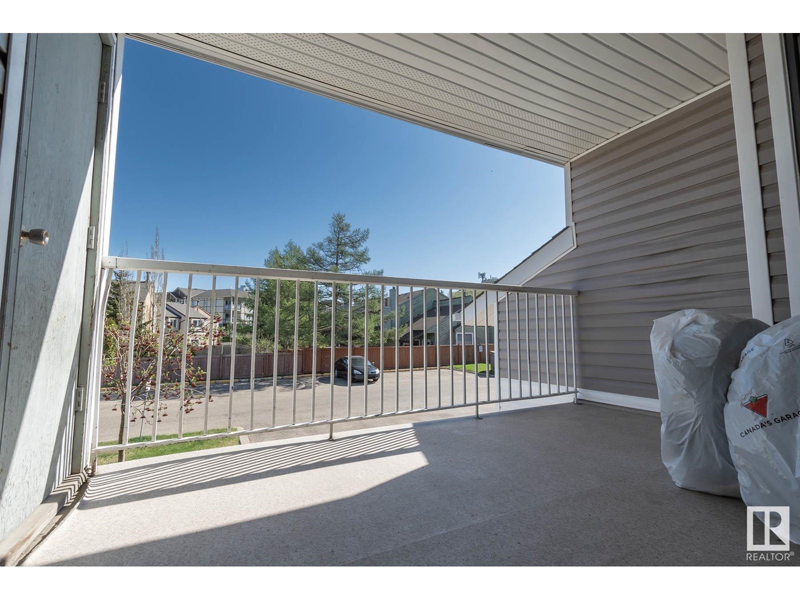 Property at #107 10404 24 AV NW image 3
