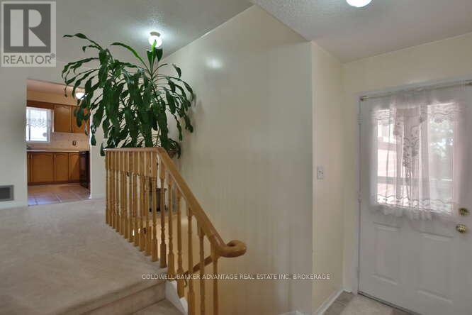 3 Mayfair Drive, Barrie (Ardagh), Ontario  L4N 6Y7 - Photo 11 - S12167832