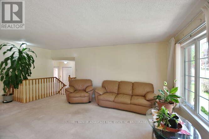 3 Mayfair Drive, Barrie (Ardagh), Ontario  L4N 6Y7 - Photo 14 - S12167832