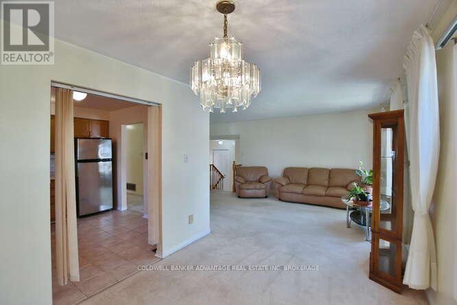 3 Mayfair Drive, Barrie (Ardagh), Ontario  L4N 6Y7 - Photo 17 - S12167832