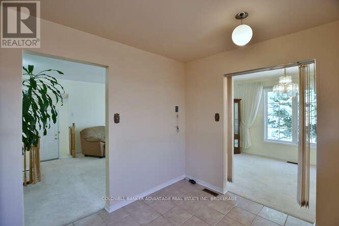 3 Mayfair Drive, Barrie (Ardagh), Ontario  L4N 6Y7 - Photo 22 - S12167832