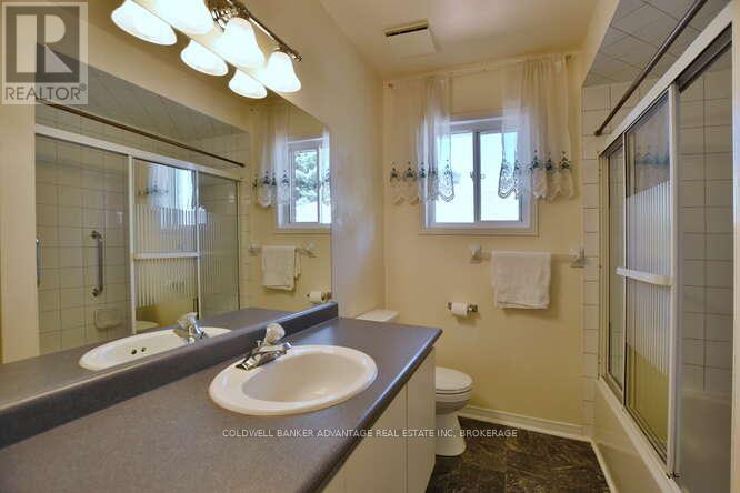3 Mayfair Drive, Barrie (Ardagh), Ontario  L4N 6Y7 - Photo 25 - S12167832