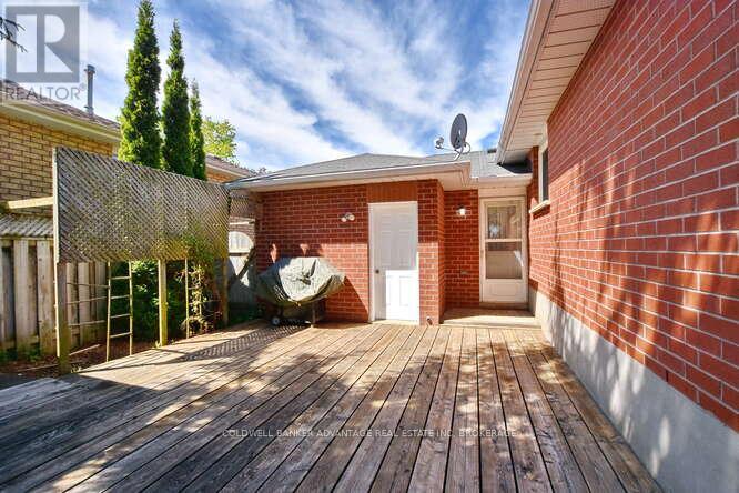 3 Mayfair Drive, Barrie (Ardagh), Ontario  L4N 6Y7 - Photo 6 - S12167832