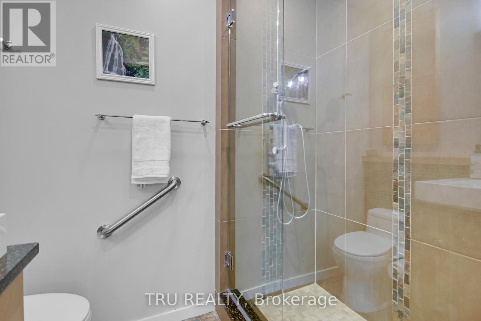 36 Varley Drive, Ottawa, Ontario  K2K 1G2 - Photo 38 - X12158510
