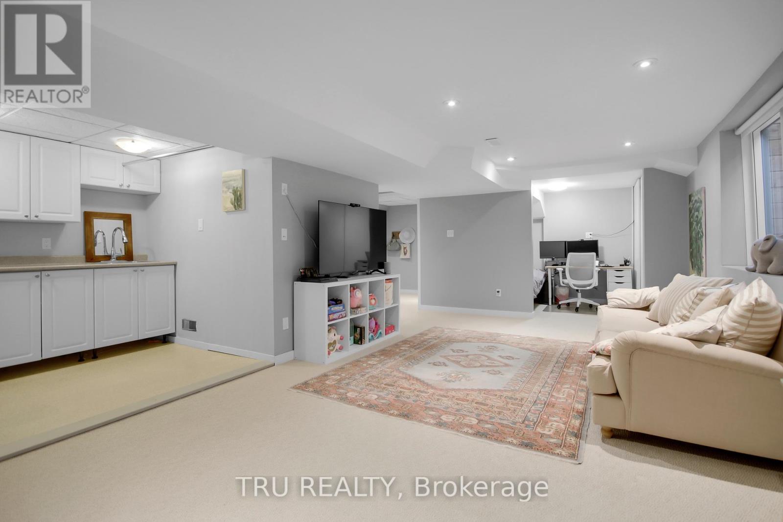 36 Varley Drive, Ottawa, Ontario  K2K 1G2 - Photo 42 - X12158510