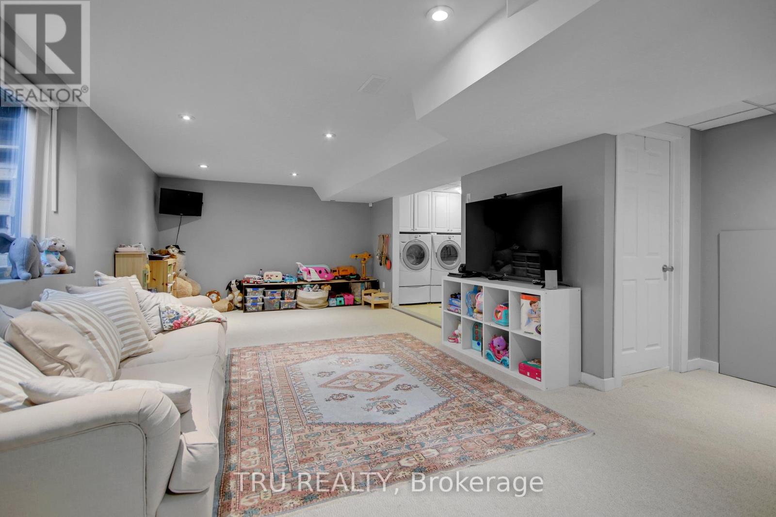 36 Varley Drive, Ottawa, Ontario  K2K 1G2 - Photo 40 - X12158510