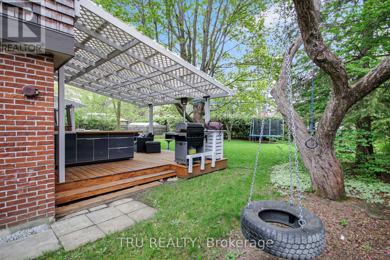 36 Varley Drive, Ottawa, Ontario  K2K 1G2 - Photo 46 - X12158510