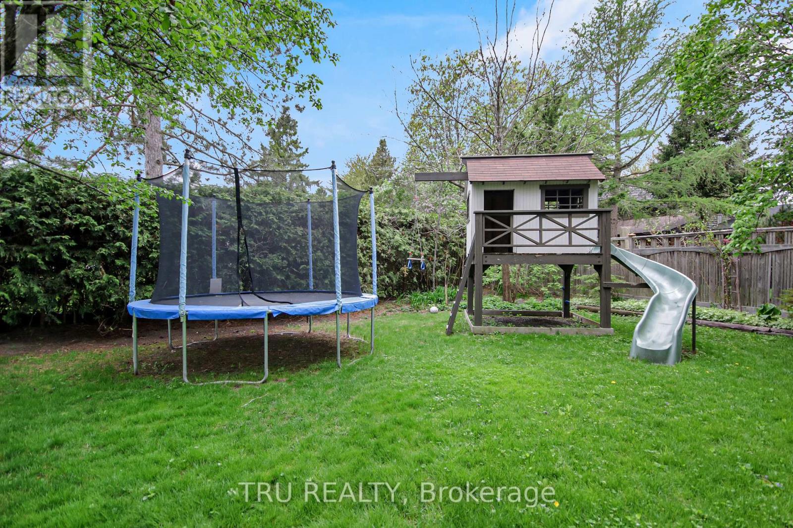 36 Varley Drive, Ottawa, Ontario  K2K 1G2 - Photo 48 - X12158510