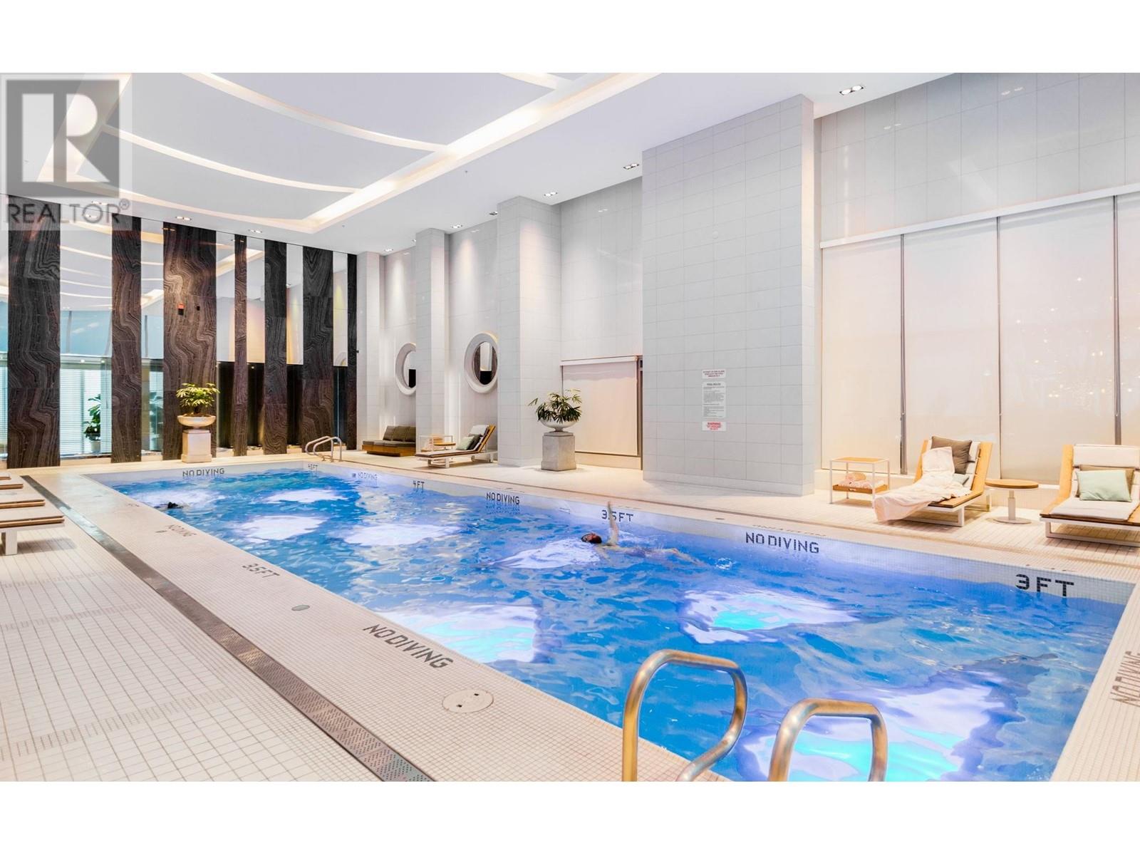 Listing Picture 40 of 40 : 2405 667 HOWE STREET, Vancouver / 溫哥華 - 魯藝地產 Yvonne Lu Group - MLS Medallion Club Member