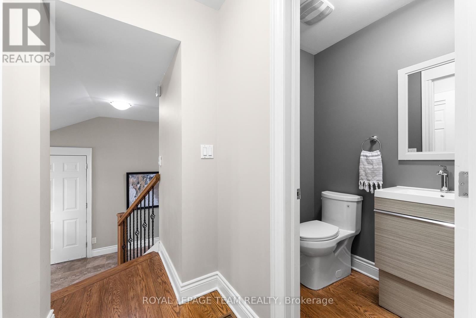 960 Hare Avenue, Ottawa, Ontario  K2A 3J5 - Photo 37 - X12167812