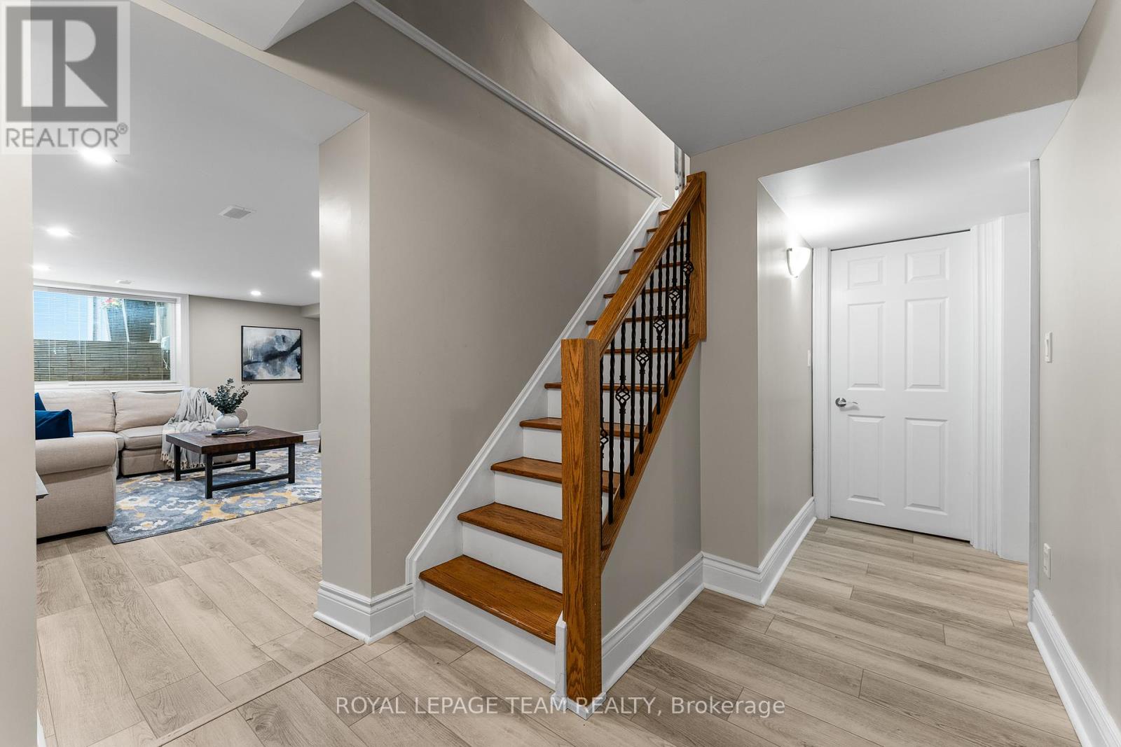 960 Hare Avenue, Ottawa, Ontario  K2A 3J5 - Photo 38 - X12167812
