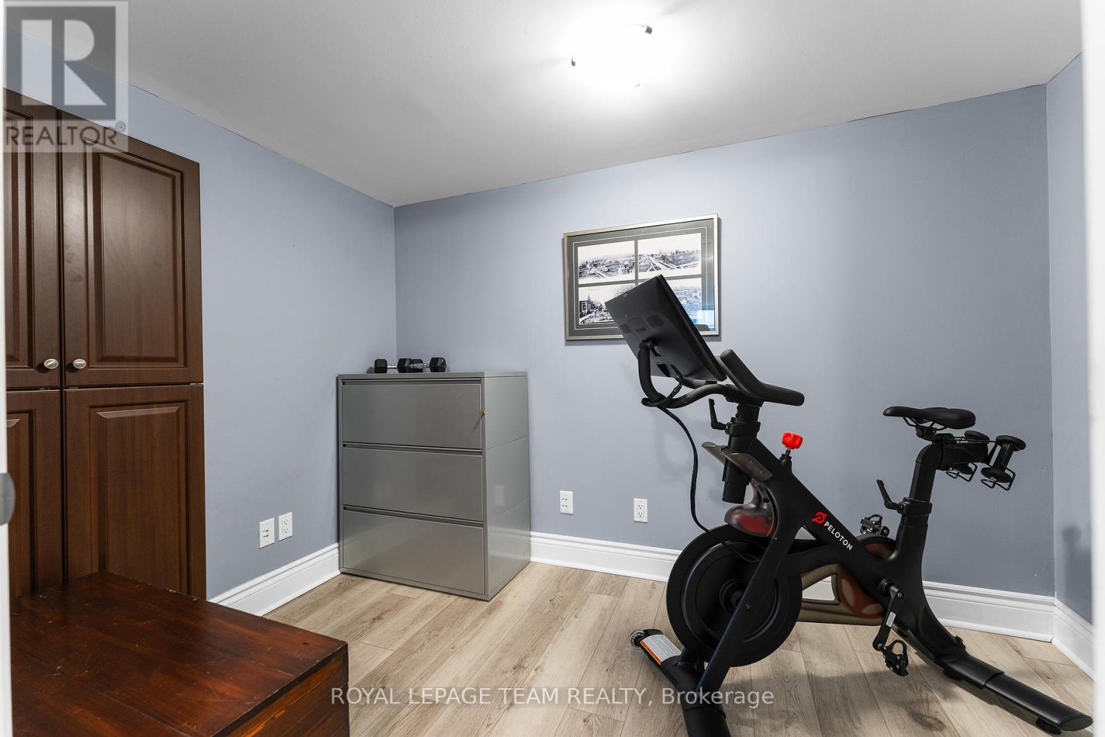 960 Hare Avenue, Ottawa, Ontario  K2A 3J5 - Photo 41 - X12167812