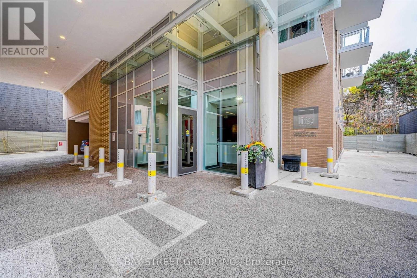 615 - 68 Merton Street, Toronto, Ontario  M4S 1A1 - Photo 8 - C12167831