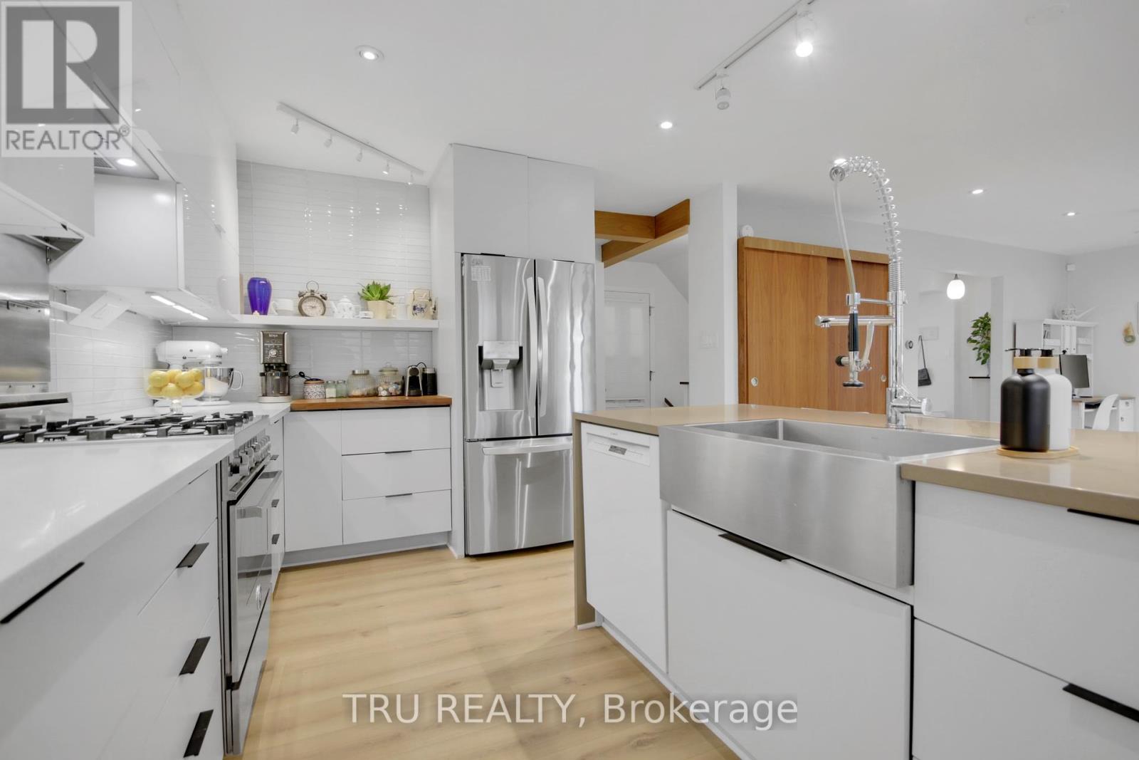 36 Varley Drive, Ottawa, Ontario  K2K 1G2 - Photo 13 - X12158510