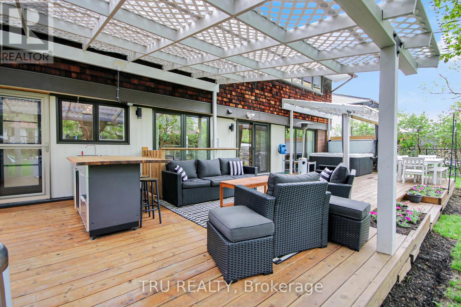 36 Varley Drive, Ottawa, Ontario  K2K 1G2 - Photo 19 - X12158510