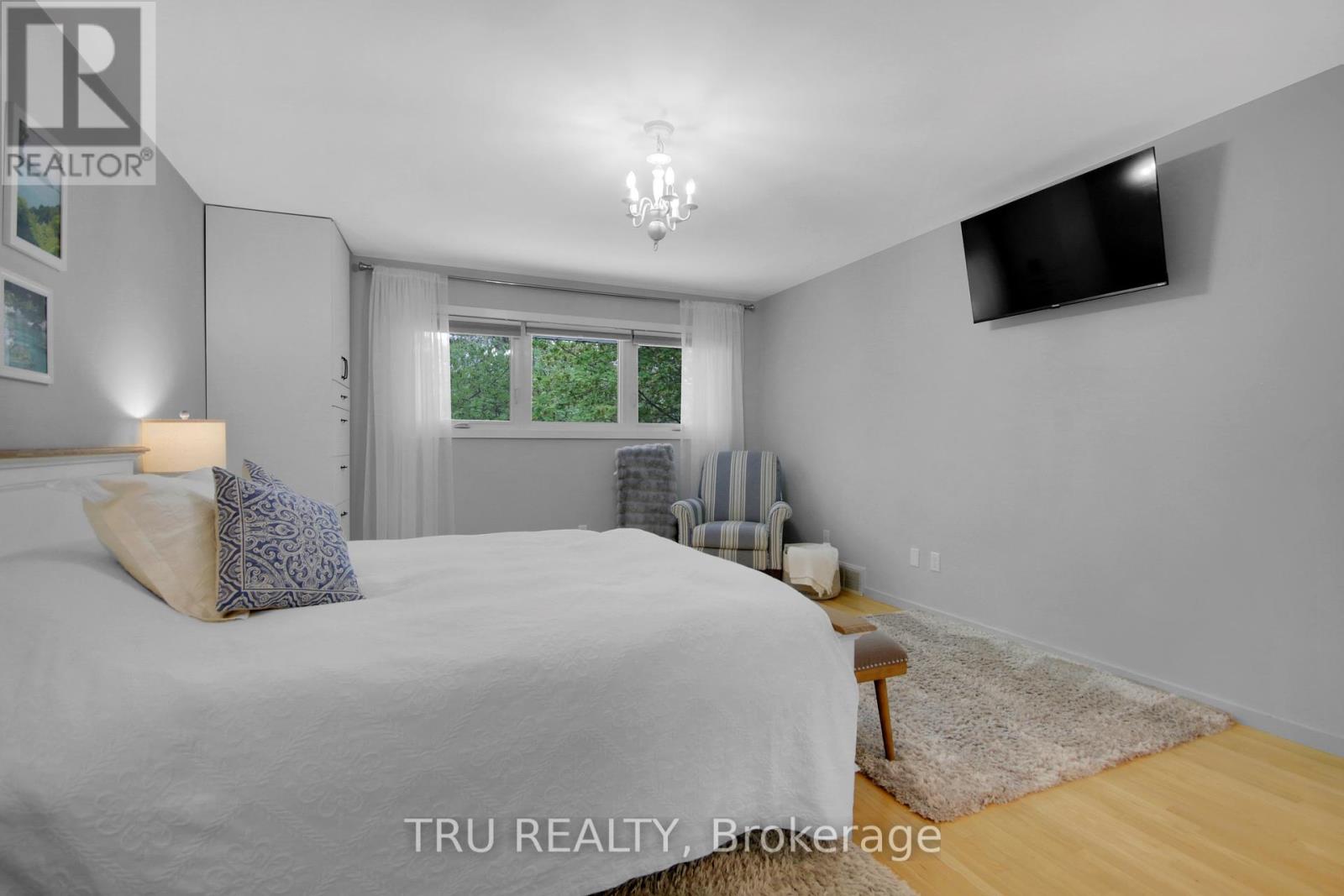 36 Varley Drive, Ottawa, Ontario  K2K 1G2 - Photo 25 - X12158510