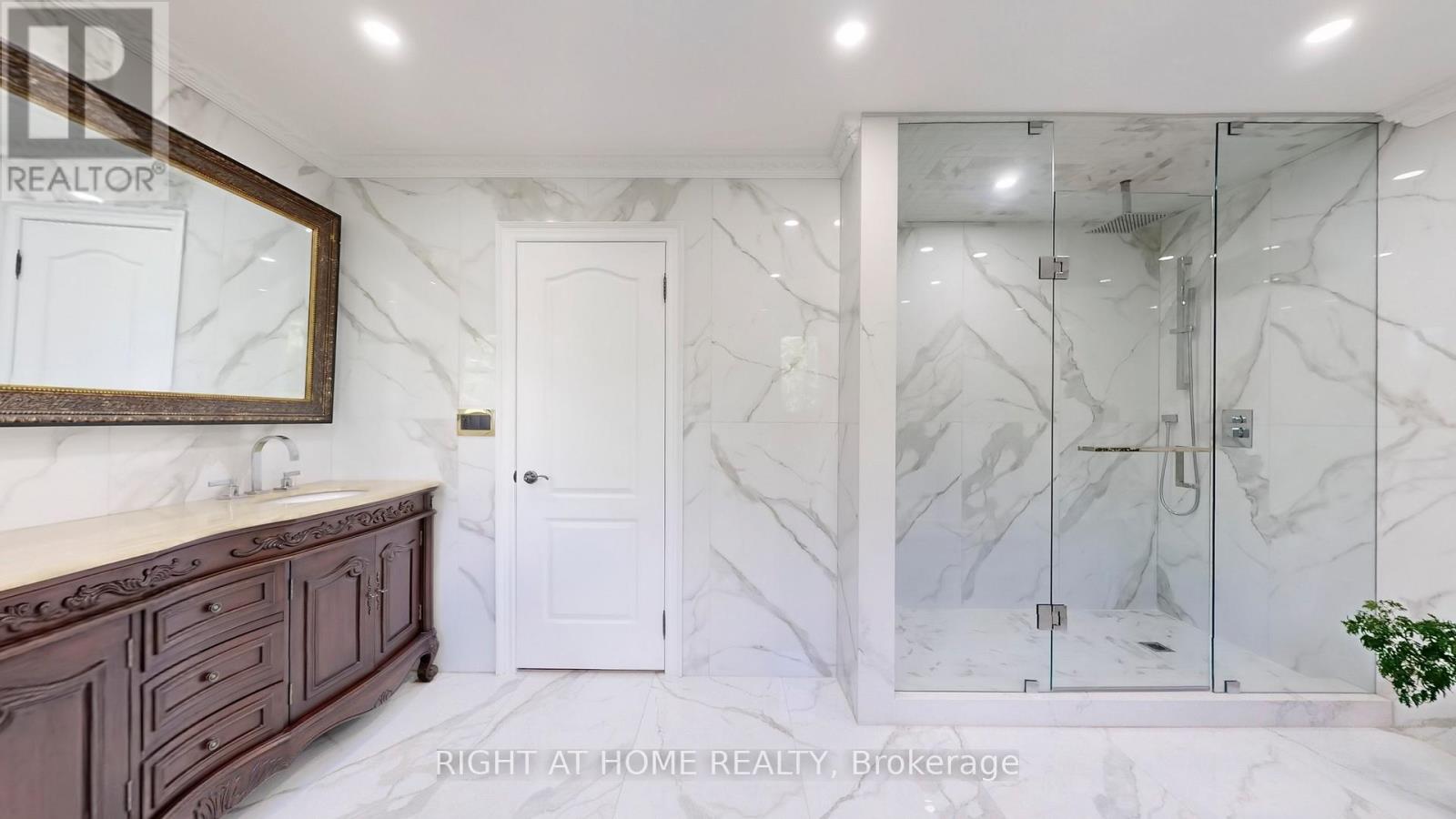 71 Ventura Way, Vaughan, Ontario  L4J 7T4 - Photo 20 - N12167836