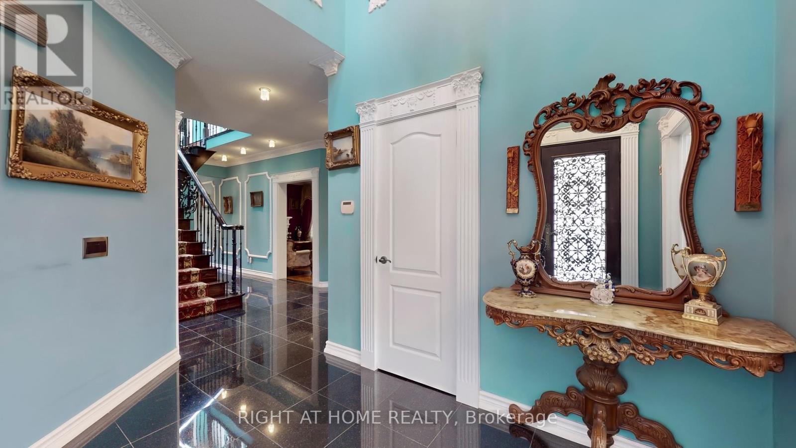 Property at 71 VENTURA WAY image 4