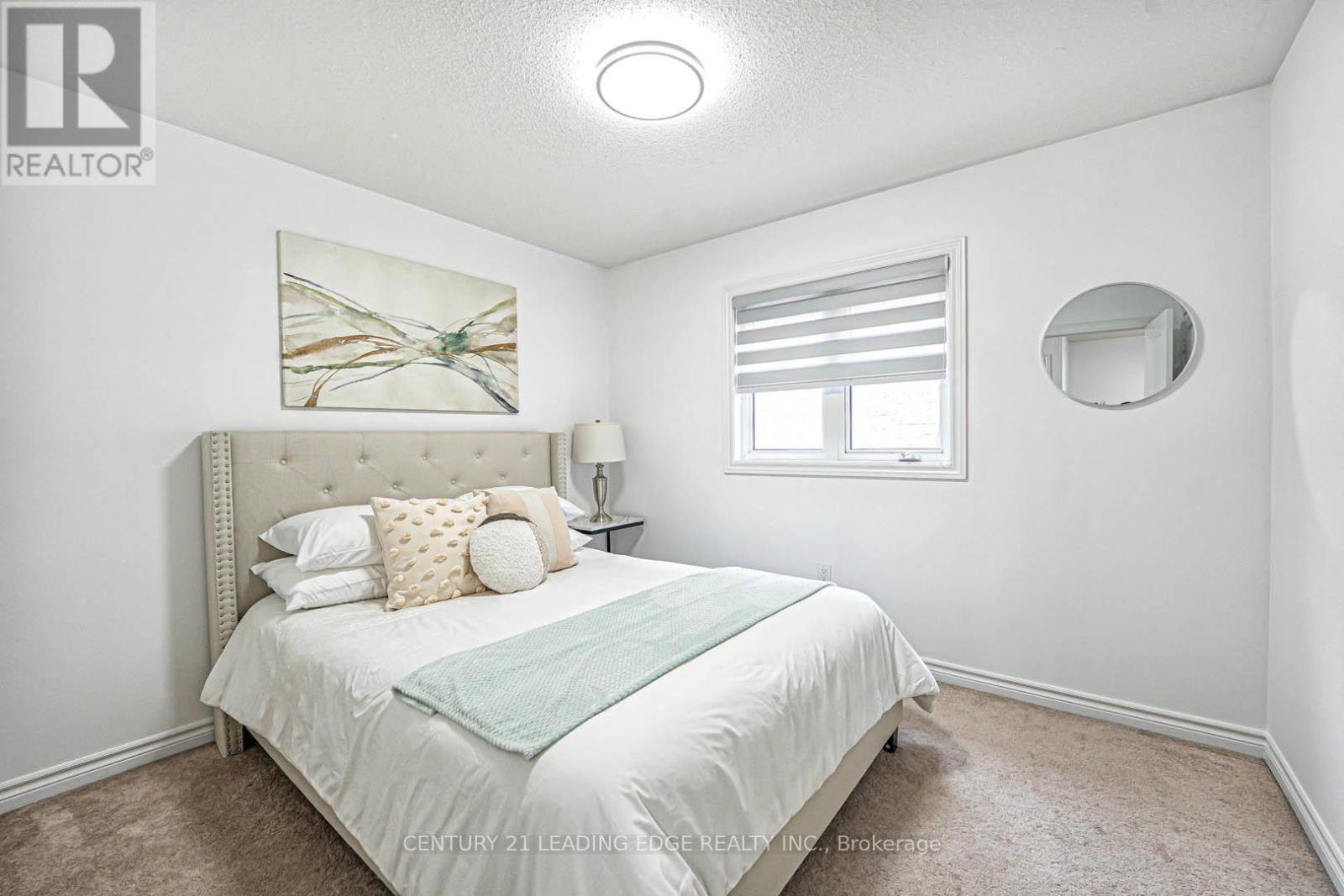 87 Ridge Gate Crescent, East Gwillimbury, Ontario  L0G 1M0 - Photo 35 - N12167845