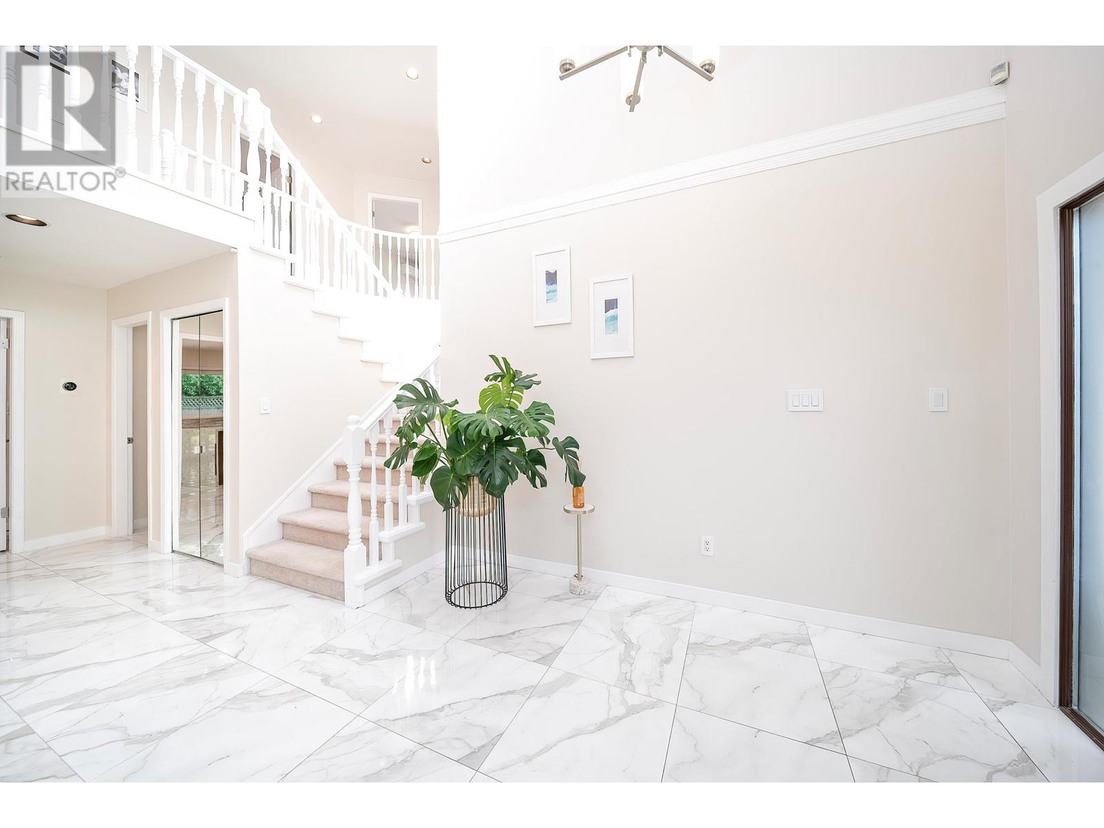 7611 Dampier Drive, Richmond, British Columbia  V7C 4M3 - Photo 2 - R3006224