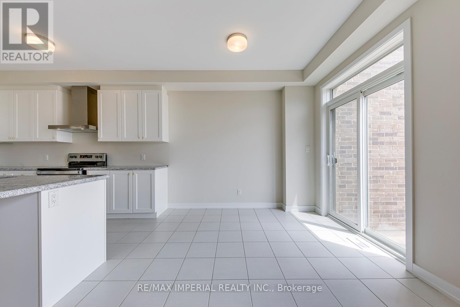 1176 Tanbark Avenue, Oakville, Ontario  L6H 8C4 - Photo 14 - W12167834