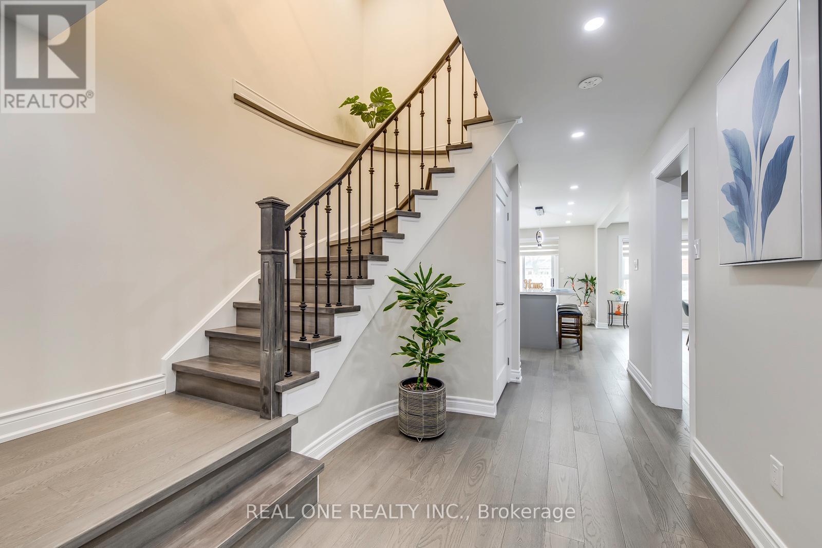 Property at 845 WINTERTON WAY image 4