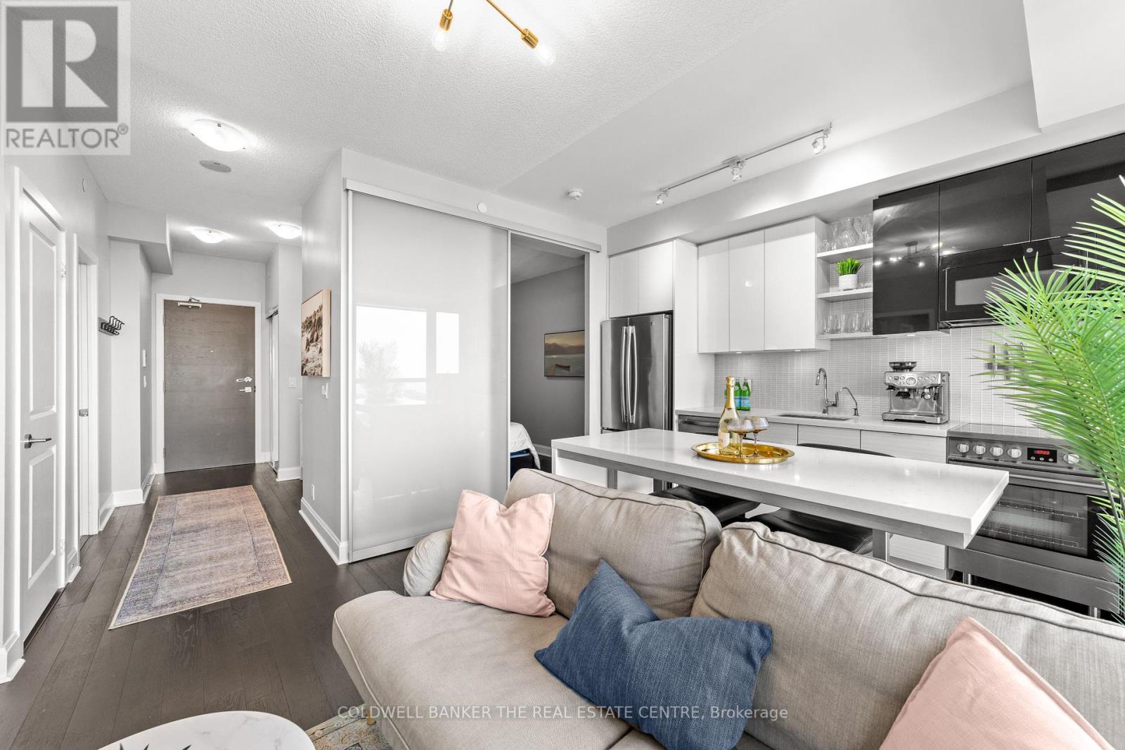 1611 - 33 Shore Breeze Drive, Toronto, Ontario  M8V 0G1 - Photo 9 - W12167843