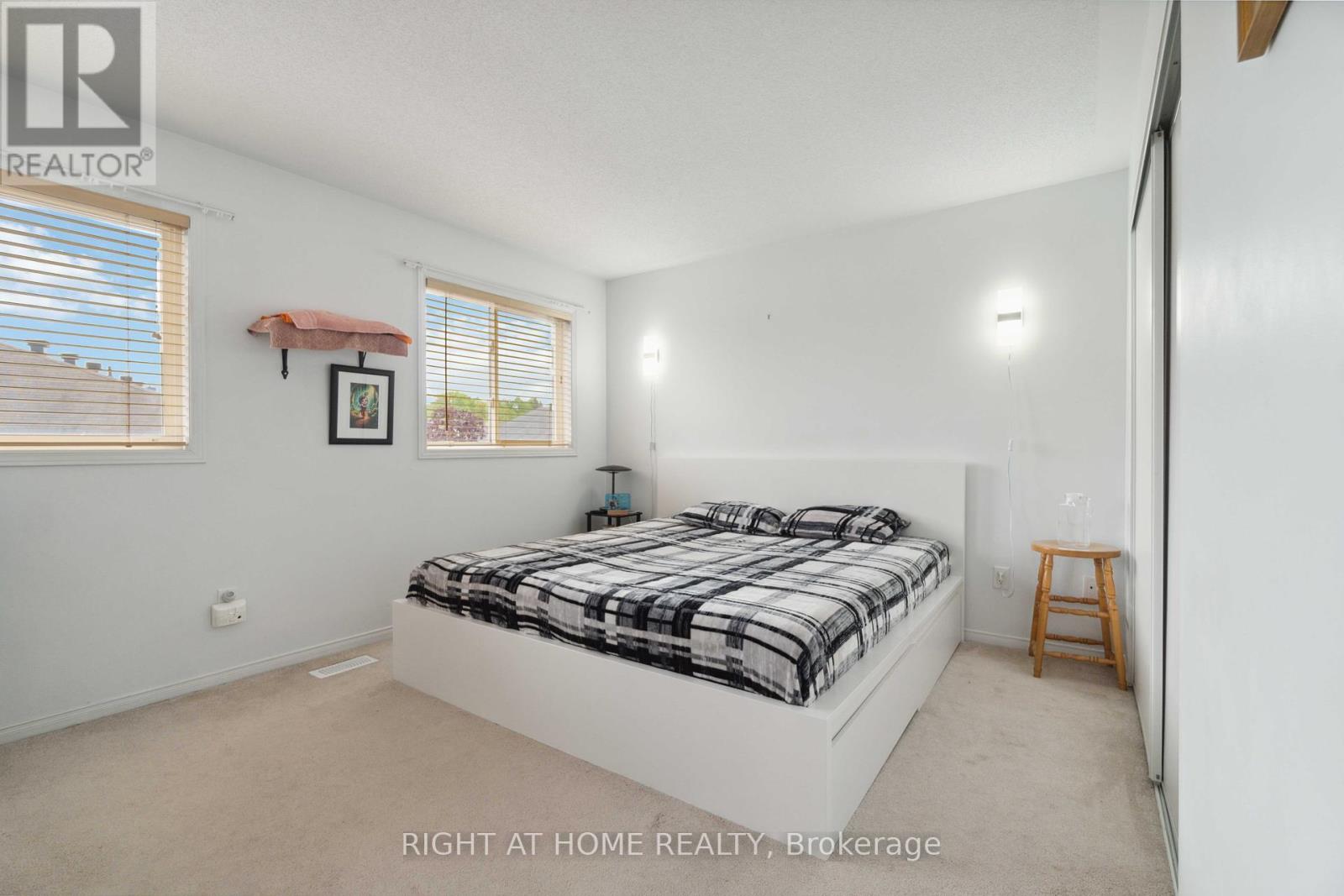 123 Wolff Crescent, Arnprior, Ontario  K7S 0C1 - Photo 10 - X12158367