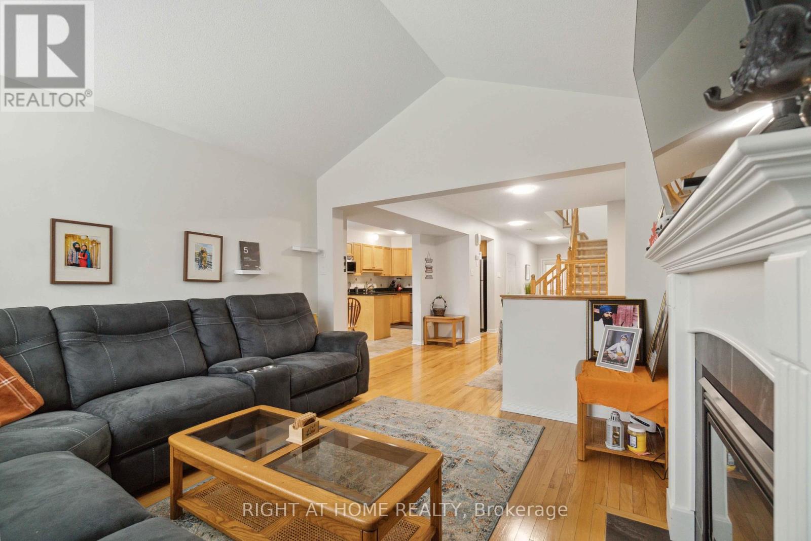 123 Wolff Crescent, Arnprior, Ontario  K7S 0C1 - Photo 9 - X12158367