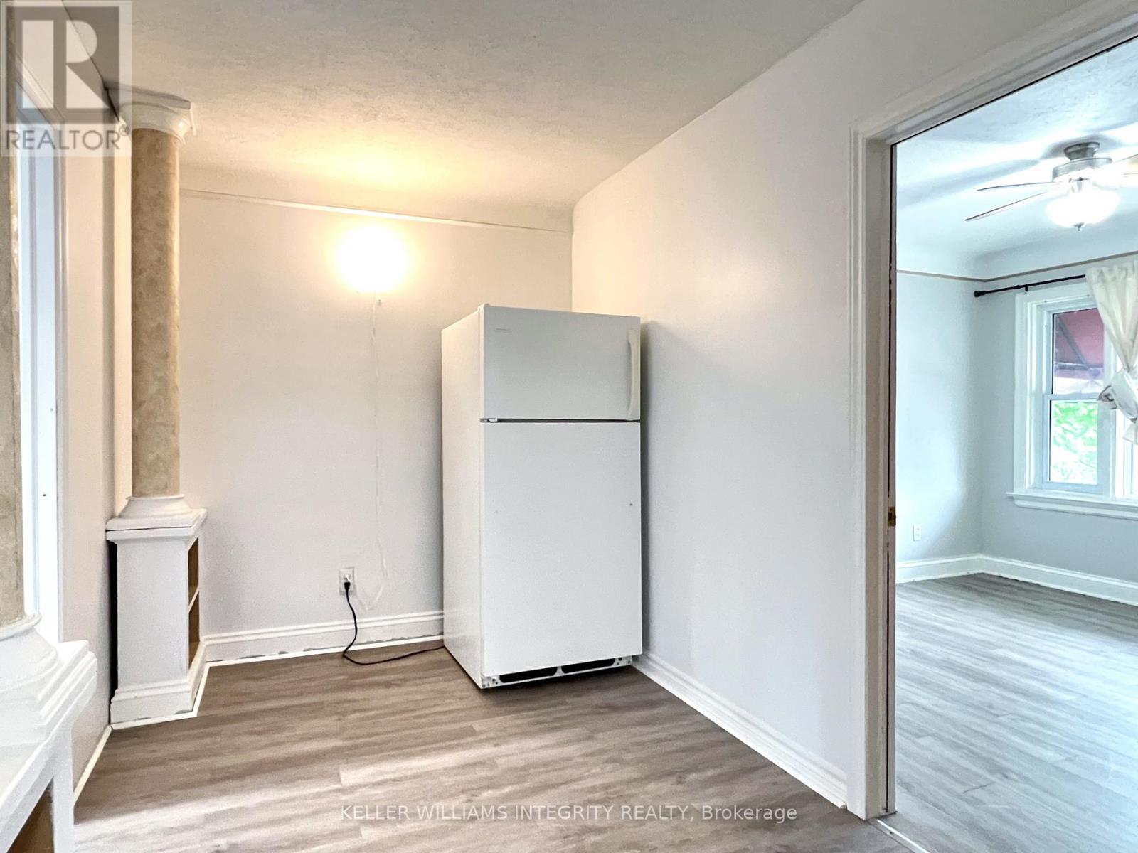 3 - 831 Bronson Avenue, Ottawa, Ontario  K1S 4G5 - Photo 3 - X12167856