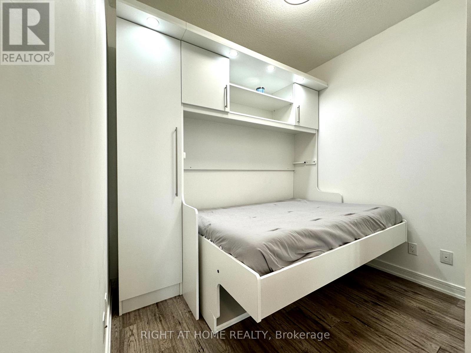 321 - 621 Sheppard Avenue E, Toronto, Ontario  M2K 1B5 - Photo 17 - C12167851