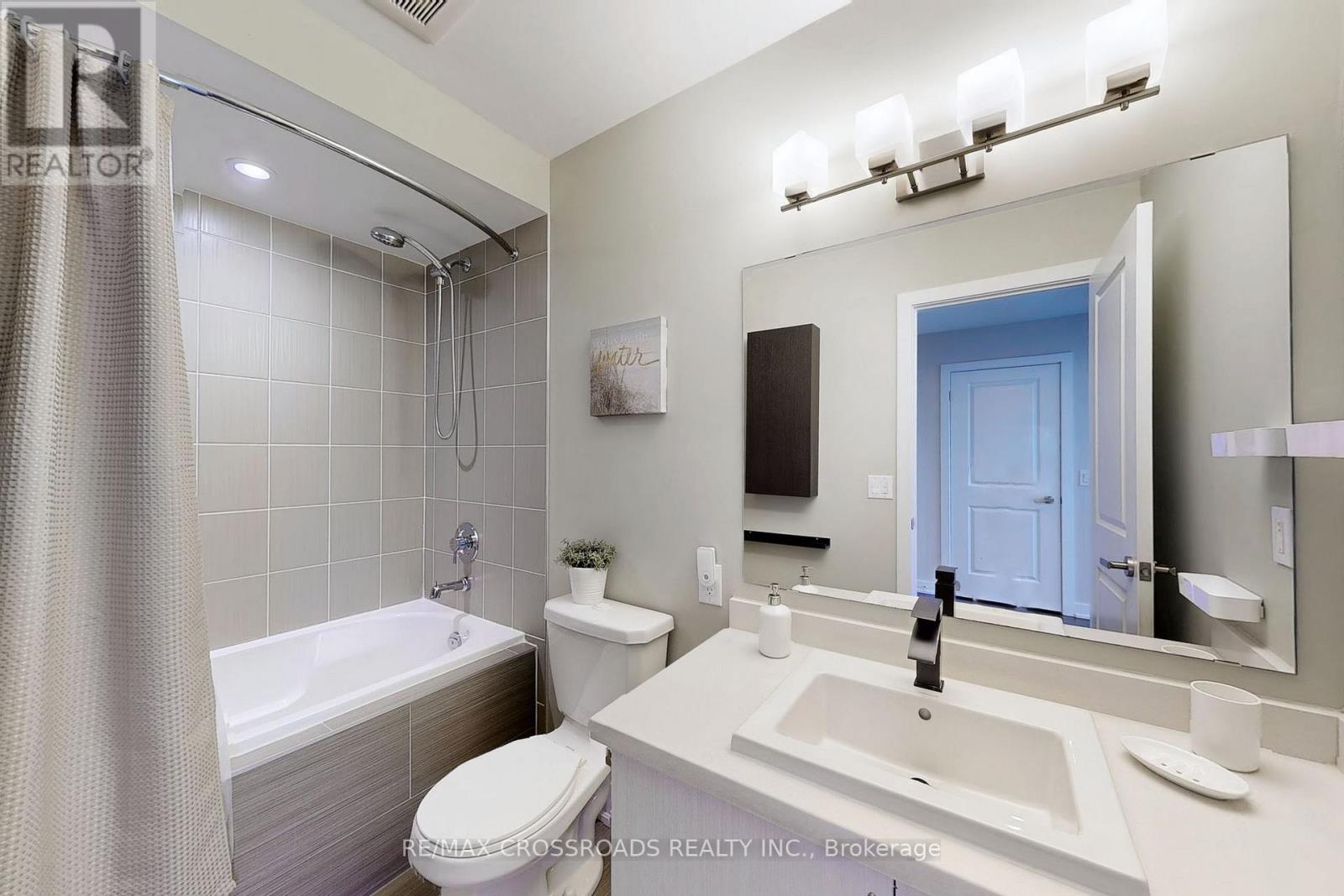 92 Dariole Drive, Richmond Hill, Ontario  L4E 0Z4 - Photo 39 - N12167857
