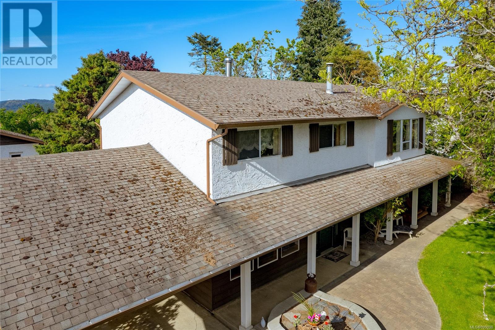 Property at 1393 Nelson Rd image 4