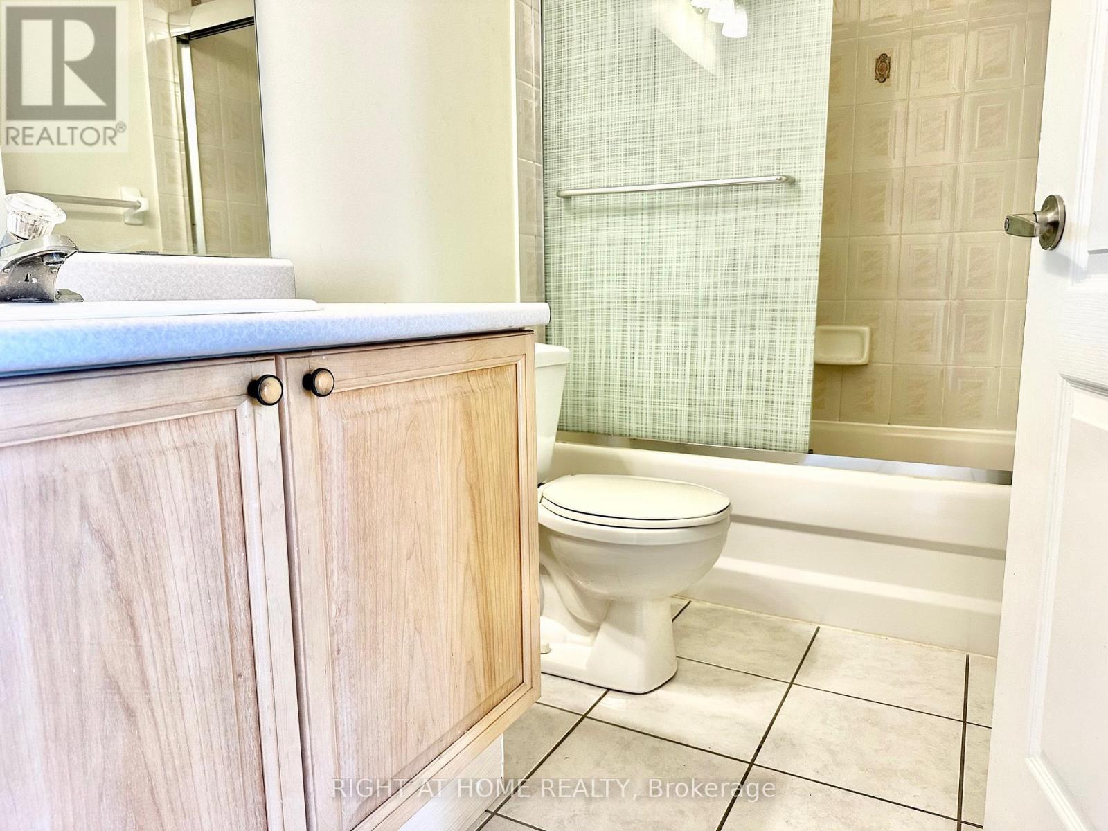 2110 Glenhampton Road, Oakville, Ontario  L6M 3X1 - Photo 21 - W12167849